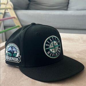 New Era Black Seattle Mariners Hat